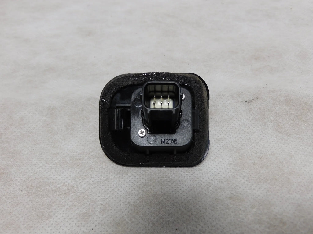 Pre-Owned 16 17 Nissan Sentra Rear View Backup Camera   (Good)