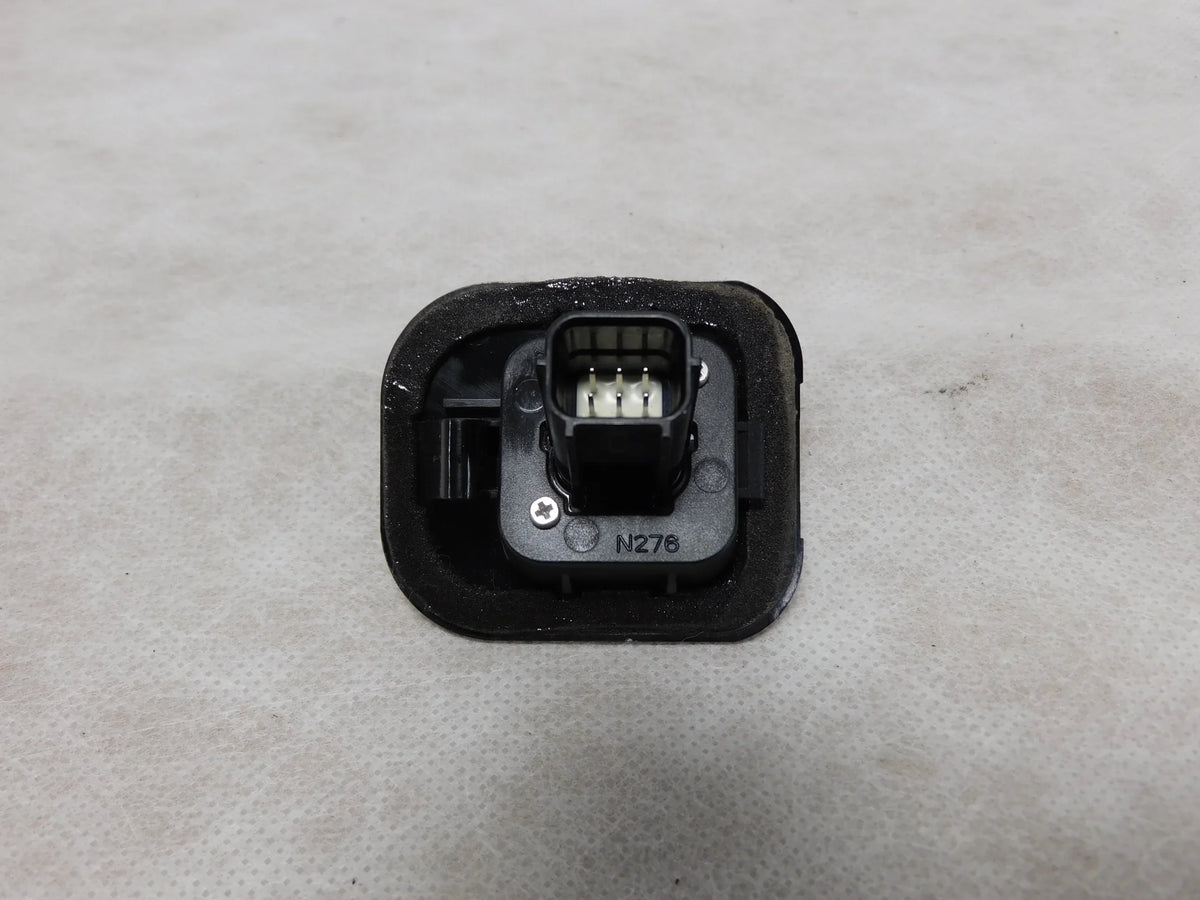 Pre-Owned 16 17 Nissan Sentra Rear View Backup Camera   (Good)