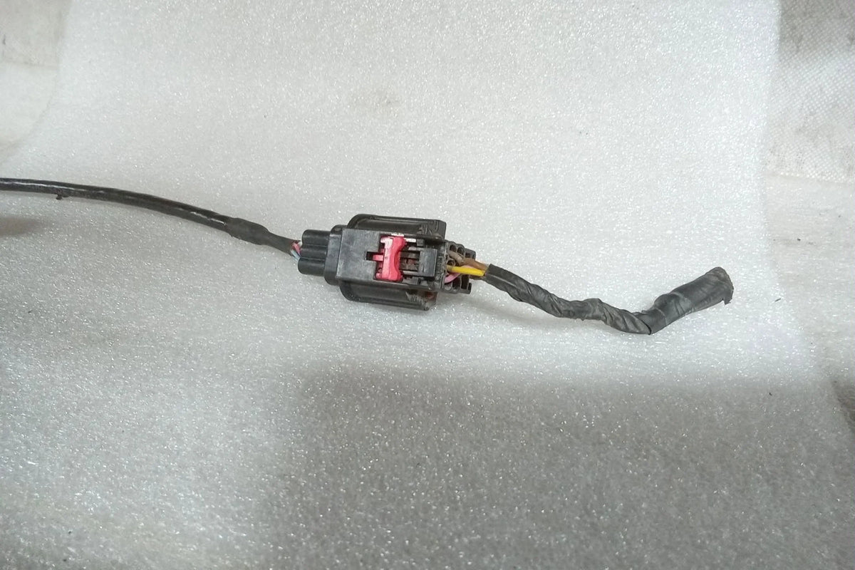 Pre-Owned 2013 Jeep Grand Cherokee Gate Mounted Rear View Camera 56054059AD   (Good)